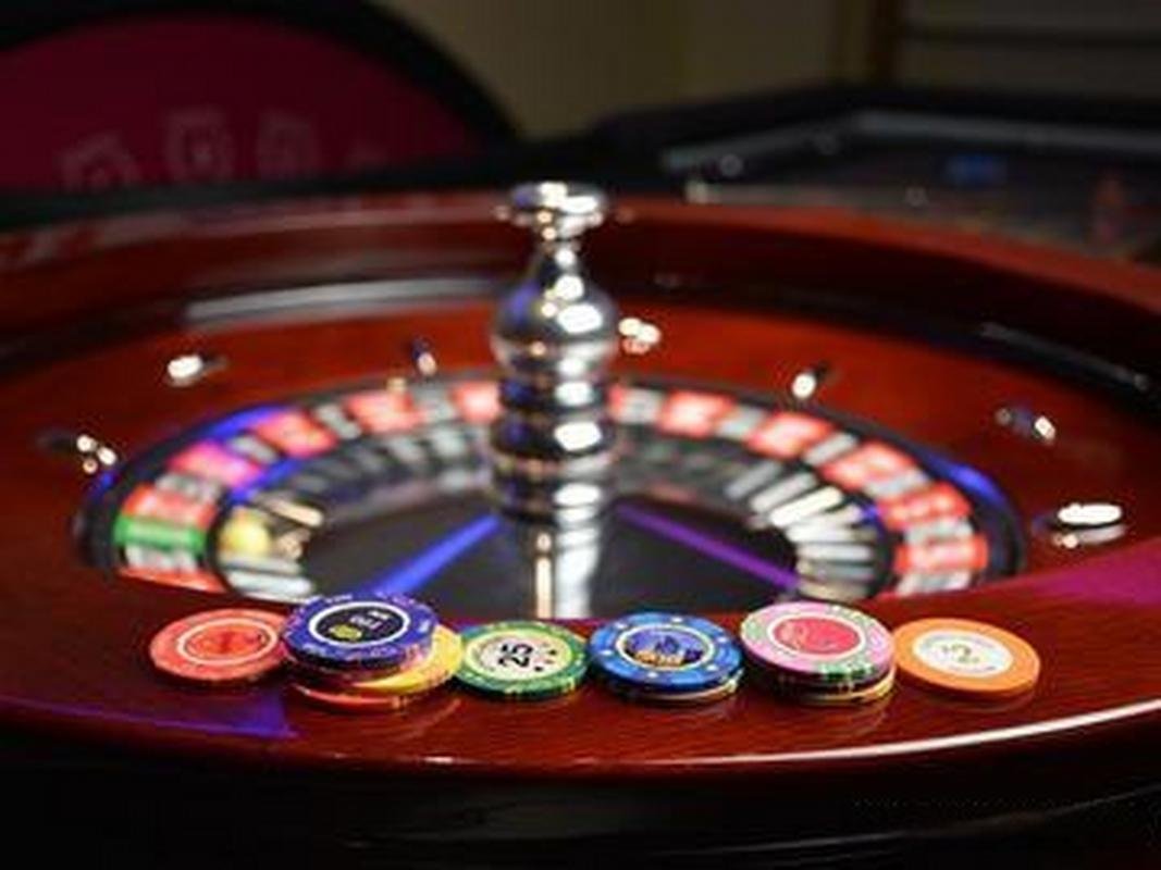 Slot game selection screen showing various game thumbnails on phfun casino